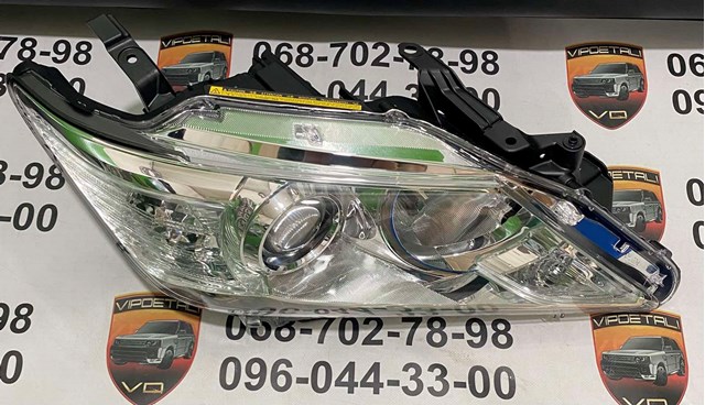 Правая блок фара 8114533B00 TOYOTA