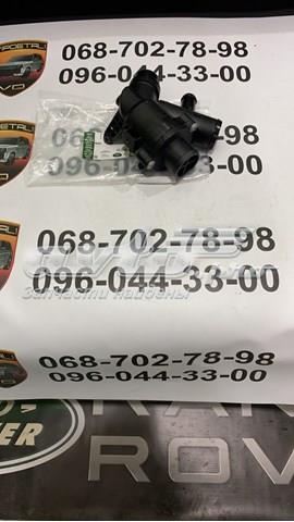 Водяная помпа термостата AJ812976 JAGUAR