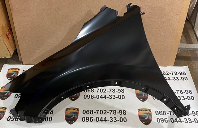 Переднее левое крыло TD1152210E MAZDA