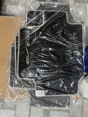 Коврики передние + задние, комплект PW21042013 TOYOTA