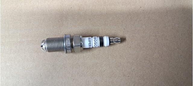 BOSCH 0242222505 Свеча зажигания в наличии Николаев