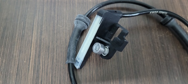 0265007424 BOSCH Датчик АБС задний купить в Запорожье