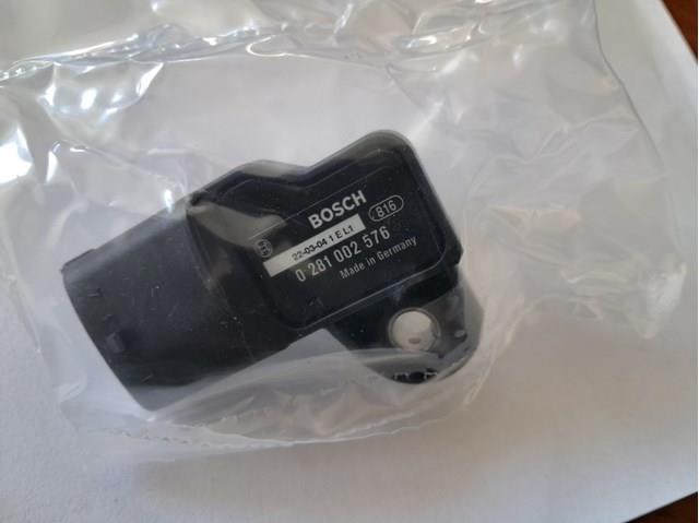 Датчик абсолютного давления в коллекторе 0281002576 BOSCH