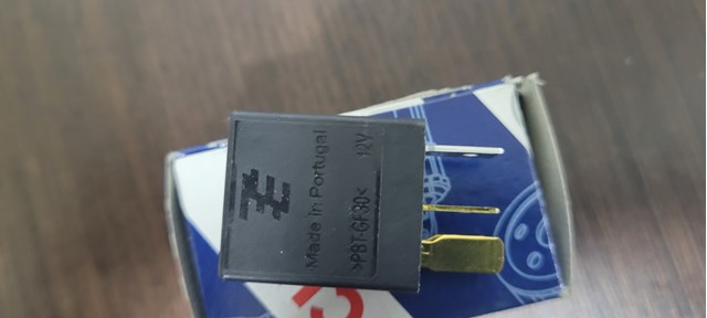 BOSCH 0332011007 Реле противотуманной фары в наличии Ужгород