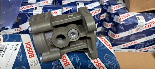 0440020049 BOSCH Топливный насос механический купить в Житомир