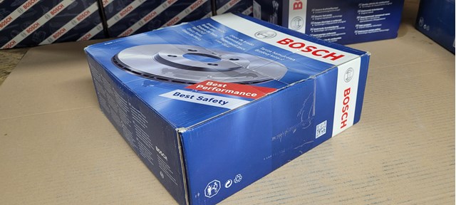 Диск тормозной передний 0986478186 BOSCH