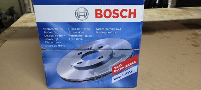 Передний тормозной диск Skoda SuperB 1