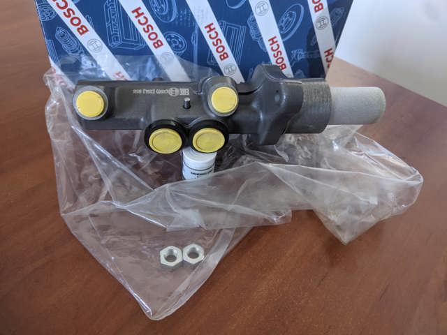 0986481054 BOSCH Цилиндр тормозной главный купить в Украина
