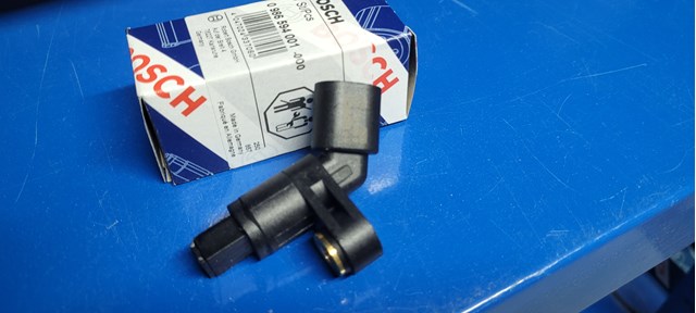 BOSCH 0986594001 Датчик АБС (ABS) передний левый в наличии Чернигов