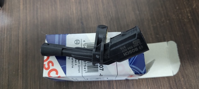 BOSCH 0986594507 Датчик АБС (ABS) задний правый в наличии Черновцы