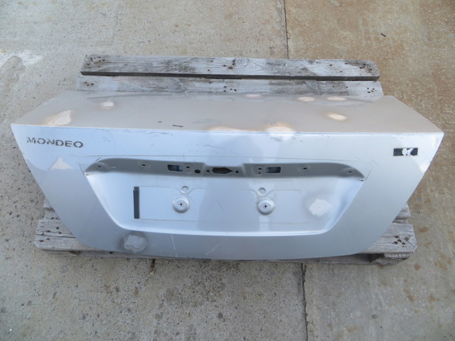 1151778 FORD Крышка багажника купить в Ирпень