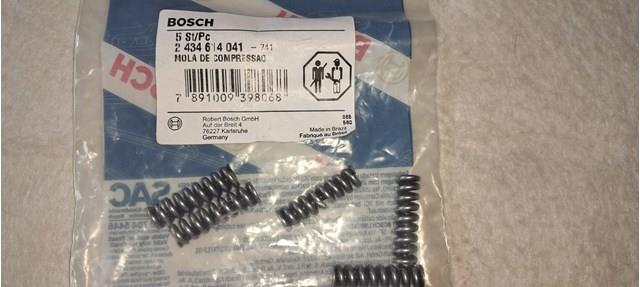 Пружина задних барабанных тормозных колодок 2434614041 BOSCH