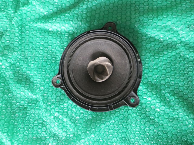 Динамик передний 28156EU00A NISSAN