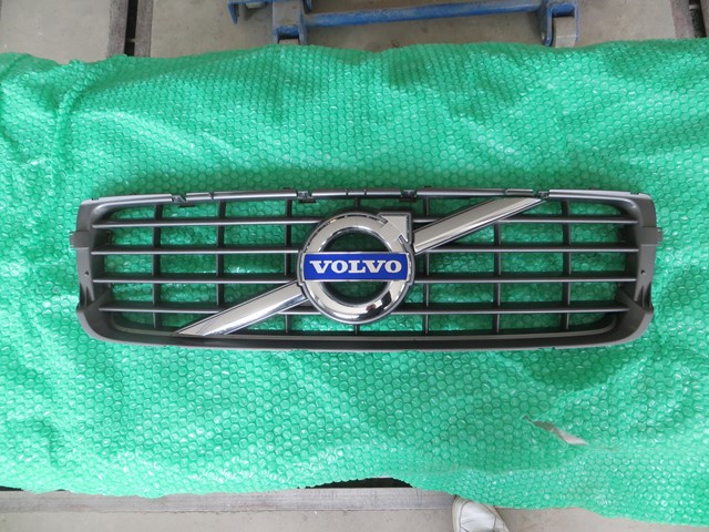 Решетка 31283261 VOLVO