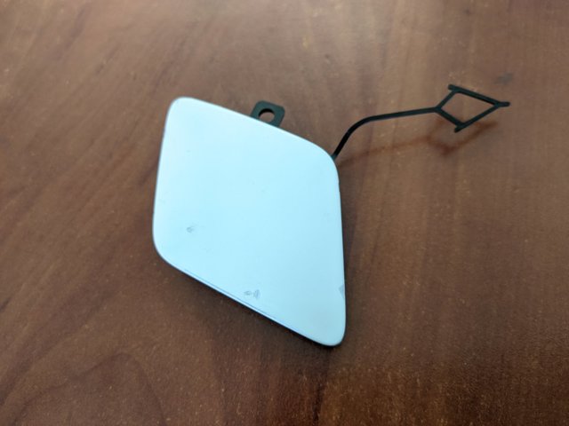 Заглушка буксировочного крюка в передний бампер 3G0807155 VAG