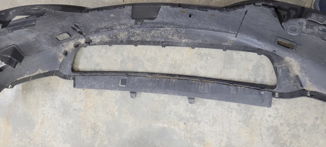 TOYOTA 5211948270 Передний бампер в наличии Черкассы