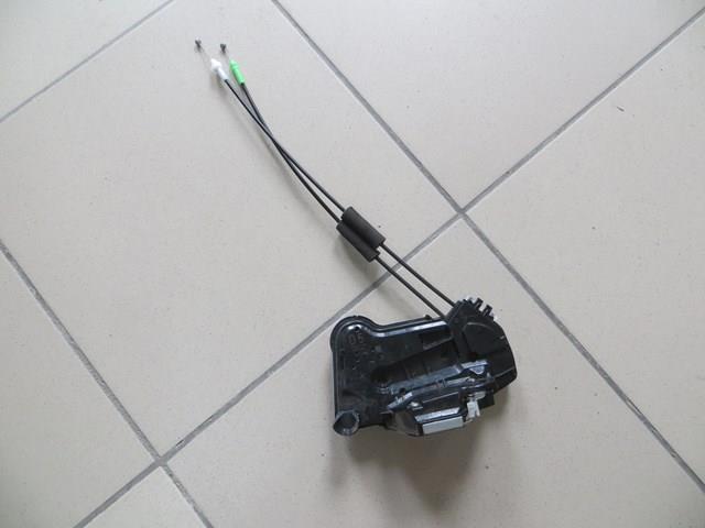 TOYOTA 6903062010 Замок двери передней правой в наличии Ирпень