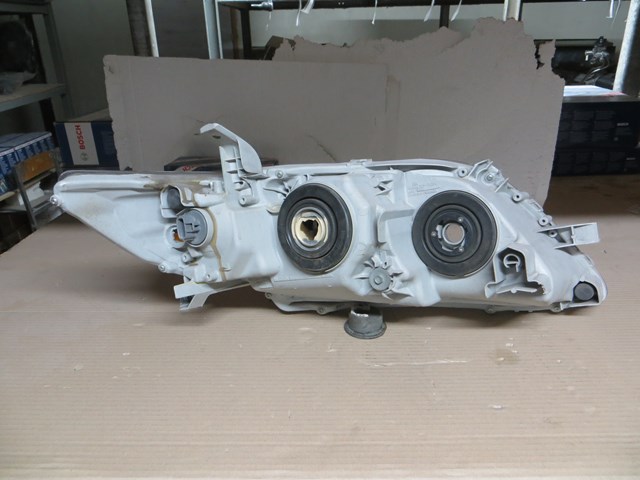 TOYOTA 8115006202 Фара левая в наличии Кривой Рог