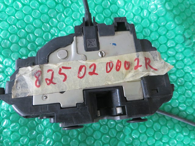 RENAULT 825020002R Замок двери задней правой в наличии Черновцы