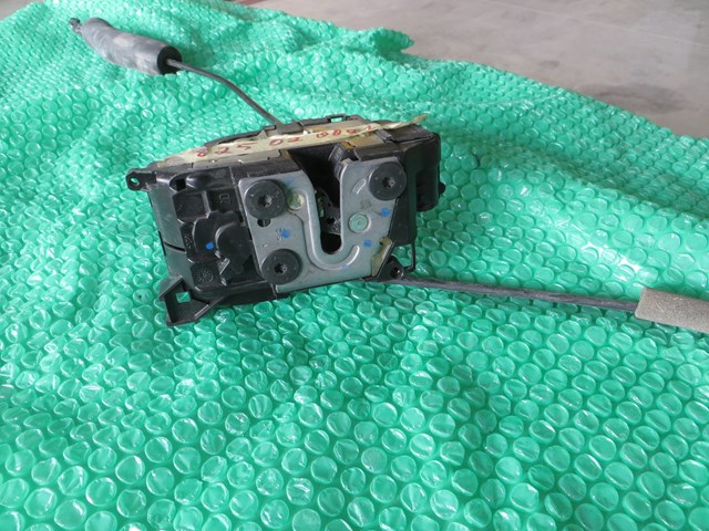 RENAULT 825020002R Замок двери задней правой в наличии Тернополь