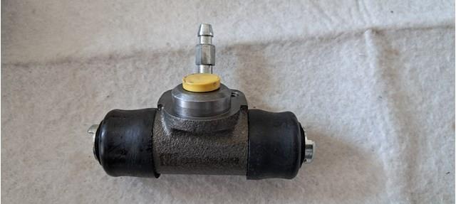 F026009260 BOSCH Цилиндр тормозной колесный купить в Ирпень