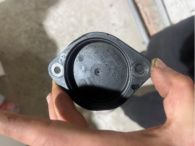 Маслоотделитель картерных газов 03C103464A VAG