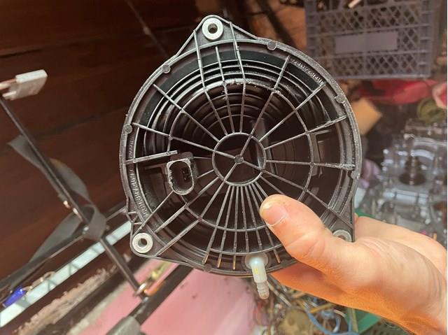 5GM827469C Кнопка привода замка крышки багажника (двери 3/5-й (ляды) купить Запорожье