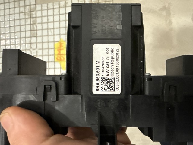 6RA953501 VAG купить в Чернигов