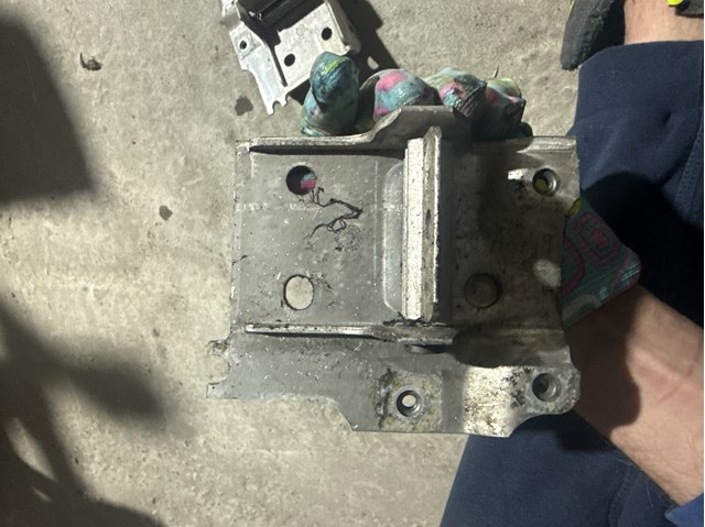 7186513 BMW купить в Львов