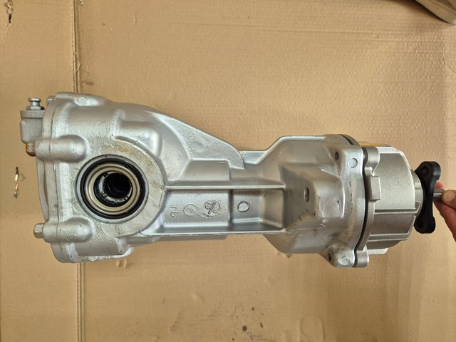 HYUNDAI 5300039210 Редуктор задний в наличии Кривой Рог