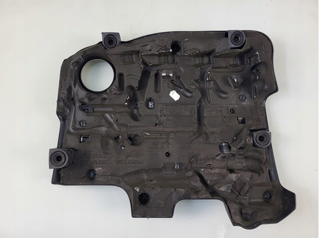 VAG 03L103925R Крышка мотора декоративная в наличии Николаев