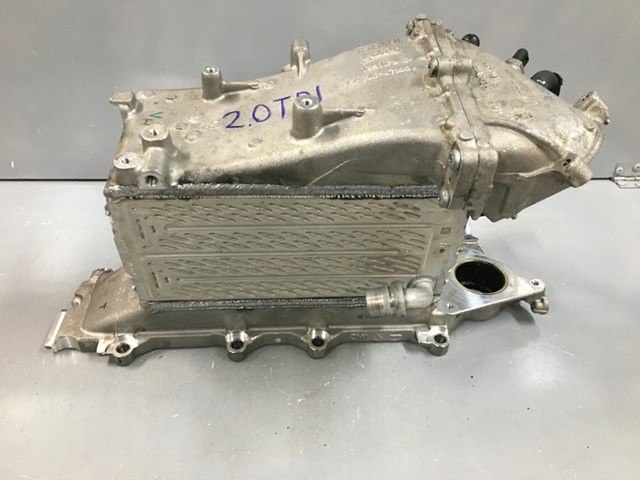 VAG 03N129766C Коллектор впускной в наличии Ужгород