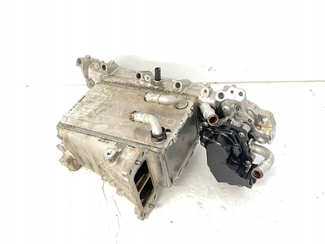 VAG 04L129766AJ Коллектор впускной левый в наличии Чернигов