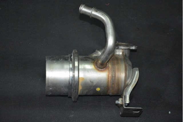 VAG 04L131512AM Радиатор системы EGR в наличии Одесса
