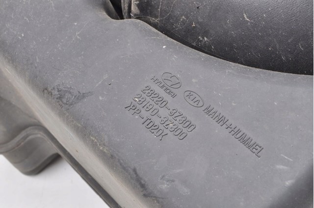 HYUNDAI 282203Z300 Резонатор воздушного фильтра в наличии Хмельницкий