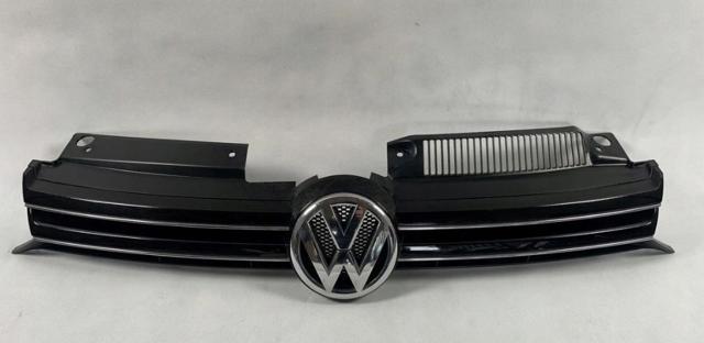 5K0853651AM Решетка радиатора купить Винница