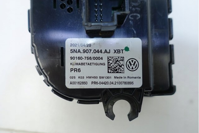 VAG 5NA907044AJ Блок управления кондиционером в наличии Украина
