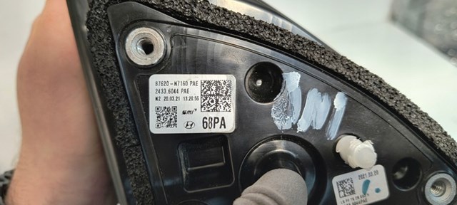 HYUNDAI 87620N7160 Правое зеркало в наличии Ирпень