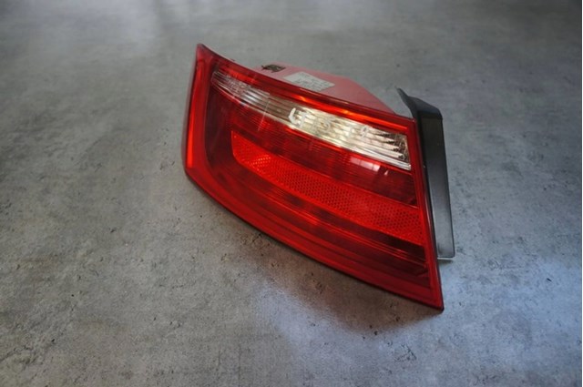 VAG 8T8945095E Фонарь задний левый внешний в наличии Кривой Рог