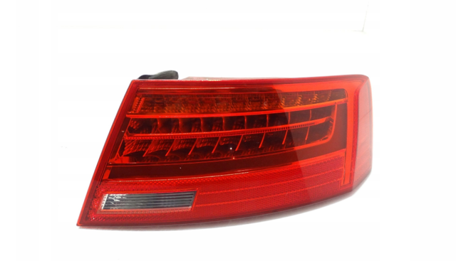 VAG 8T8945096F Фонарь задний правый внешний в наличии Ирпень