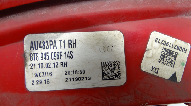 8T8945096F VAG Фонарь задний правый внешний купить в Одесса