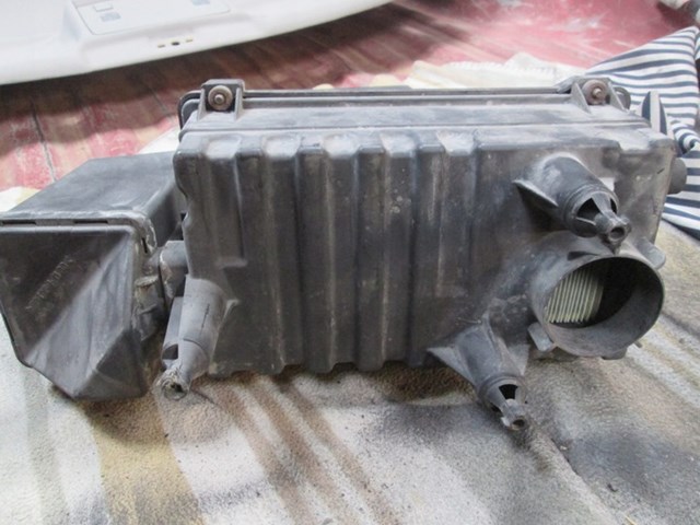 FORD 98AB9F763LE Резонатор воздушного фильтра в наличии Винница