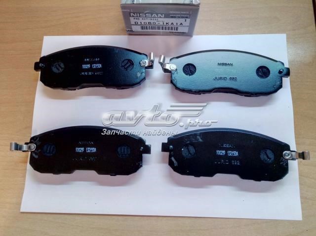 Передние тормозные колодки 41061JA00A NISSAN