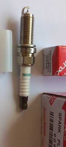 Свечи зажигания 9091901295 TOYOTA