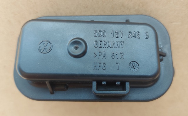 Клапан отсечки топлива 5Q0127242B VAG
