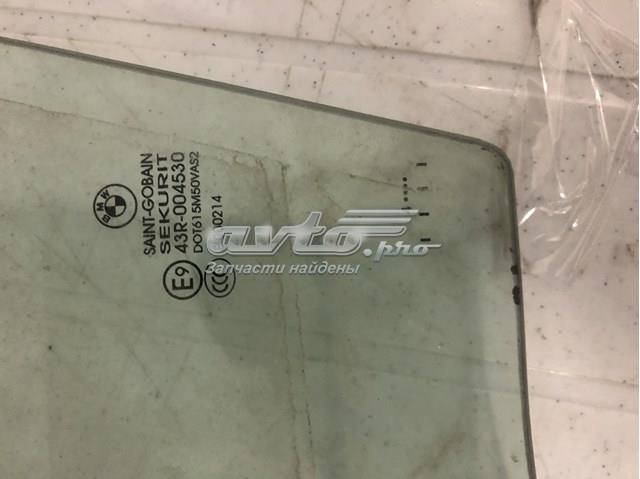 Стекла и уплотнители стекла ветрового правого/левого 51328402513 BMW