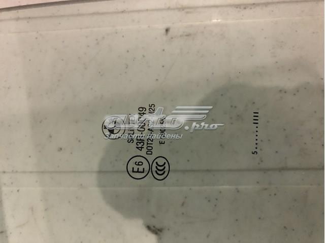 51357110636 BMW Стекло двери задней правой купить в Черновцы