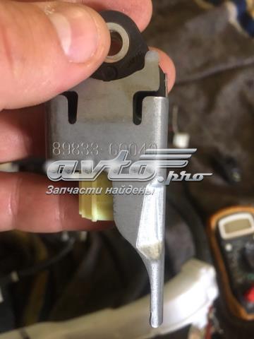 Датчик подушки безопасности 8983360040 TOYOTA