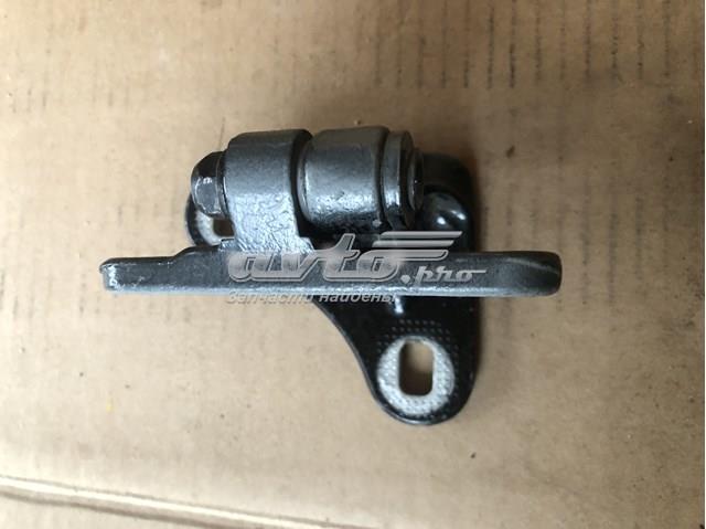 Петля двери передней правой A2207200837 MERCEDES