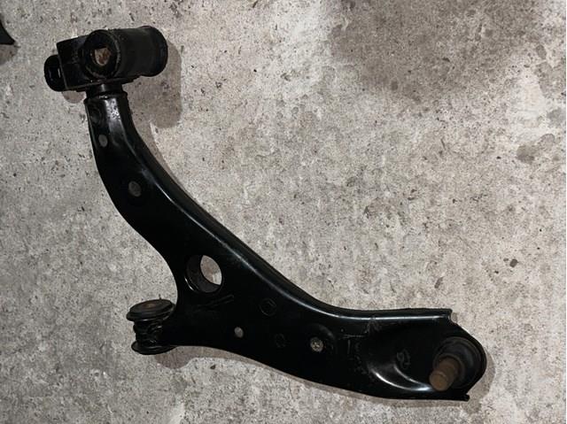 Рычаг передний нижний левый B45A34350D MAZDA